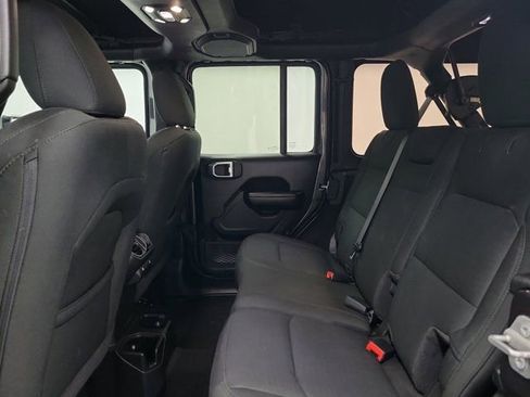 Used 2021 Jeep Wrangler Unlimited Sport image 11