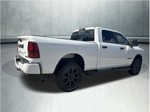 New 2026 RAM 2500 Big Horn AWD/4WD image 5