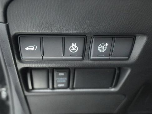 Used 2023 Nissan Armada Platinum w/ Captain's Chairs Package RWD image 27