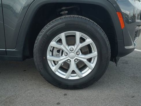 Used 2023 Jeep Grand Cherokee L Limited image 45