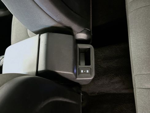 Used 2025 Kia K4 LXS image 27