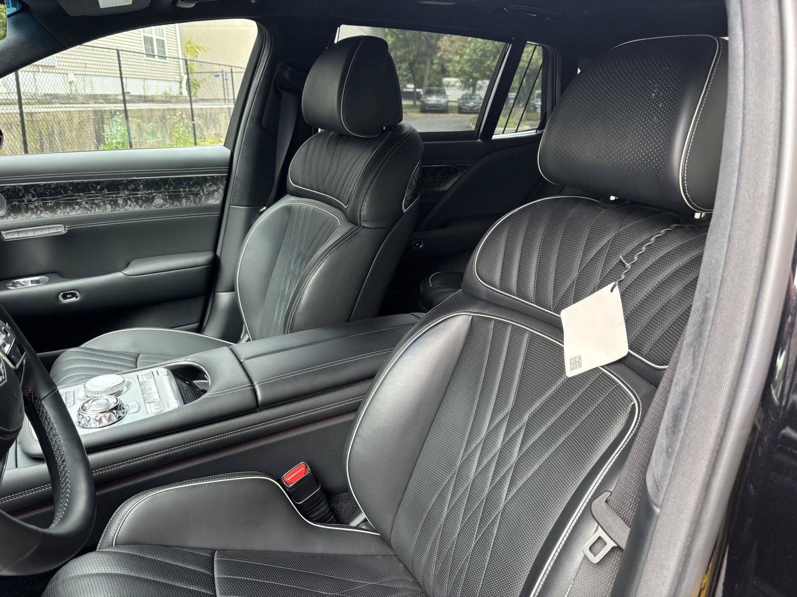 Used 2023 Genesis G90 3.5T AWD/4WD image 9