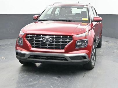 Used 2025 Hyundai Venue SEL