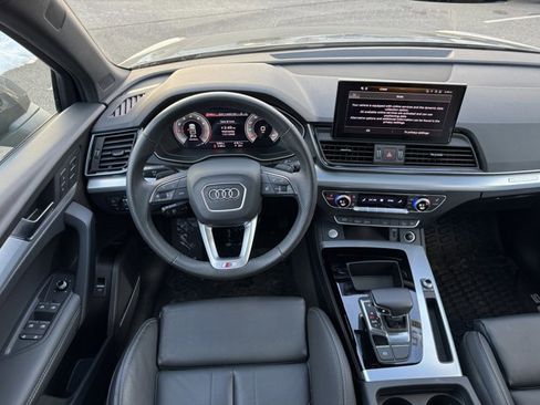 Certified 2025 Audi Q5 2.0T Premium Plus w/ Premium Plus Package image 12