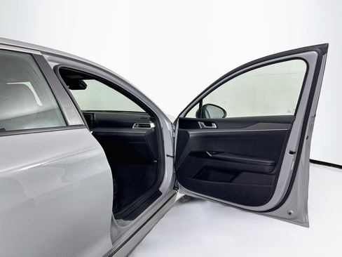 Used 2023 Kia K5 GT-Line w/ GT-Line Premium Package FWD image 32