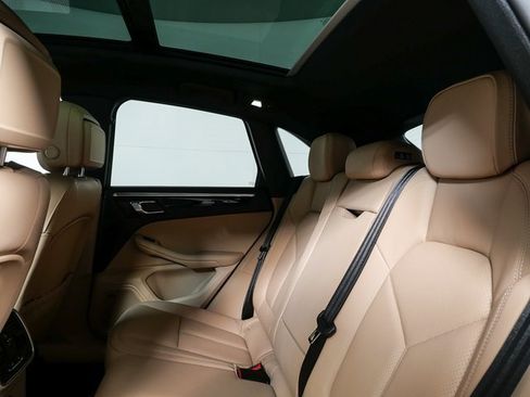 New 2026 Porsche Macan S image 21