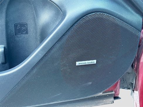 Used 2021 Subaru Forester Limited image 19