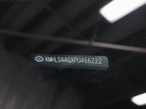 Certified 2023 Hyundai Elantra SEL w/ Convenience Package image 34