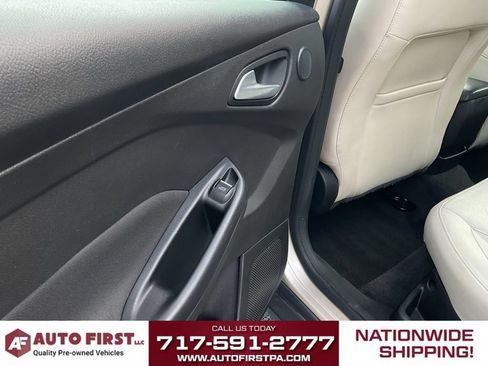 Used 2018 Ford Focus Titanium FWD image 10