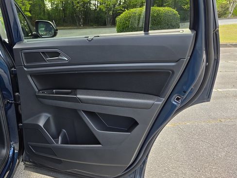 Used 2018 Volkswagen Atlas SEL image 35