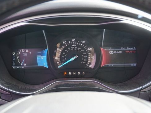 Used 2014 Ford Fusion SE w/ Equipment Group 202A image 6