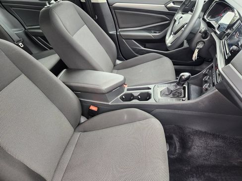 Used 2021 Volkswagen Jetta S FWD image 5