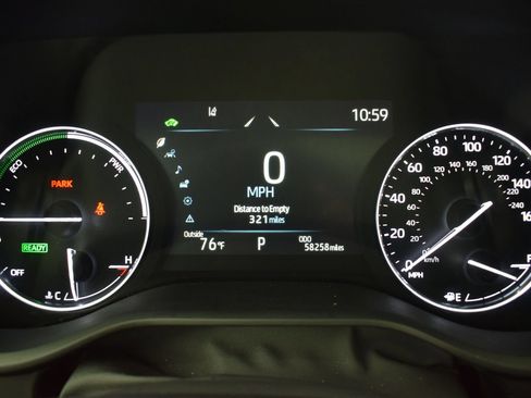 Used 2024 Toyota Sienna Platinum AWD/4WD image 27