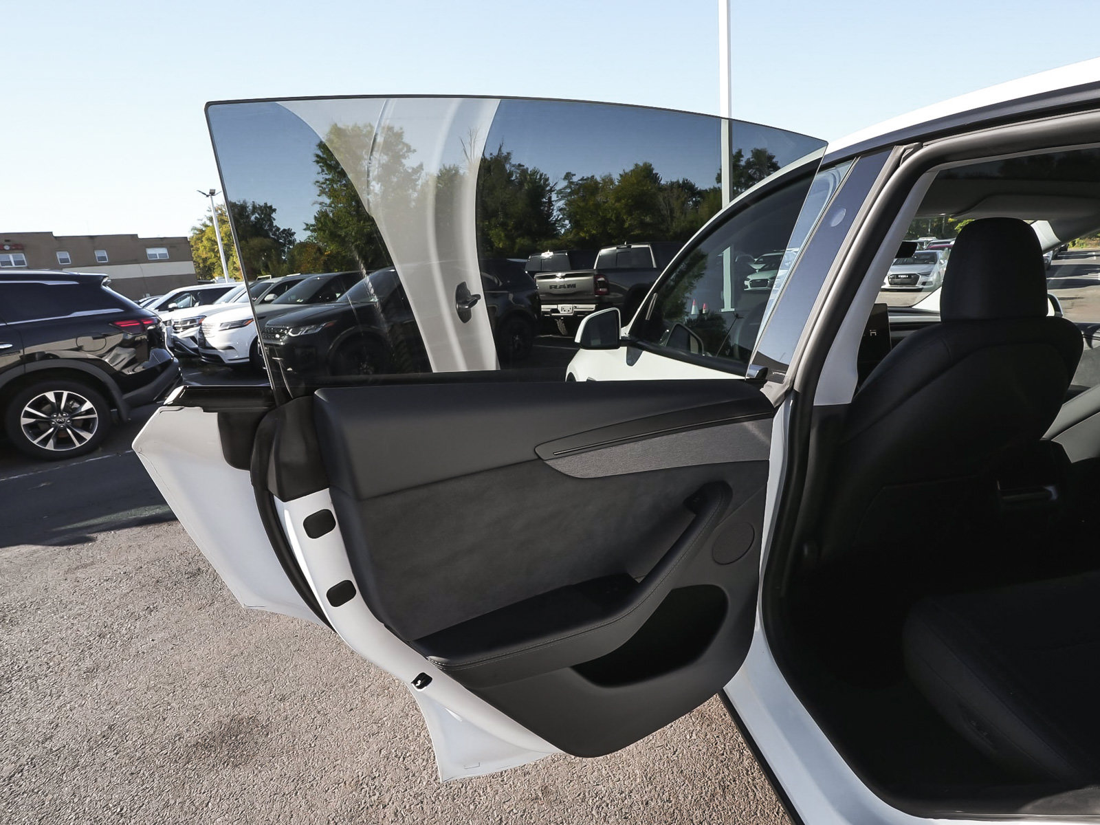 Used 2026 Tesla Model Y Long Range AWD/4WD image 11