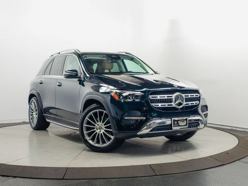 Used 2025 Mercedes-Benz GLE 350 4MATIC image 1