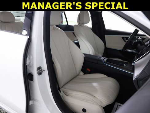 Certified 2025 Mercedes-Benz E 350 4MATIC Sedan image 51