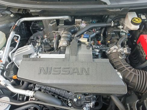 Used 2026 Nissan Rogue SV AWD/4WD image 16