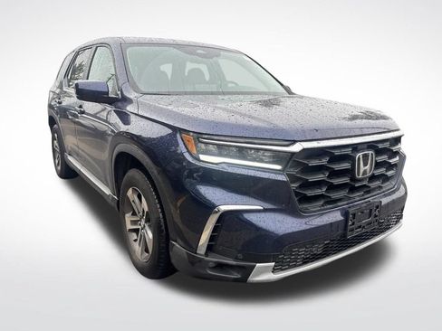 Used 2025 Honda Pilot EX-L image 5