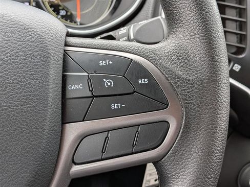 Used 2021 Jeep Cherokee Latitude image 17