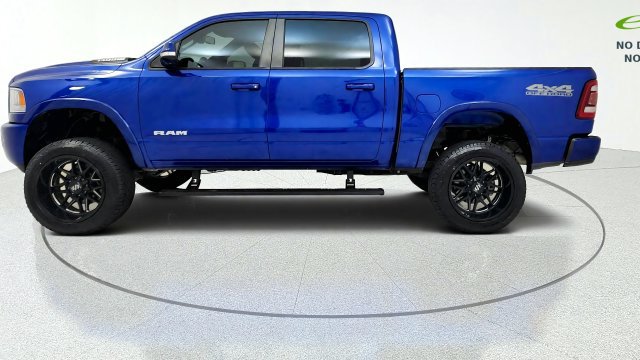 Used 2019 RAM 1500 Laramie w/ Sport Appearance Package AWD/4WD image 4