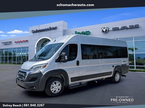 Used 2025 RAM ProMaster 3500 w/ Storage Group FWD image 3