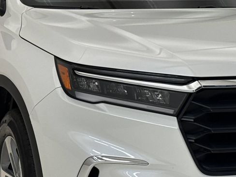 Certified 2025 Honda Pilot EX-L image 5