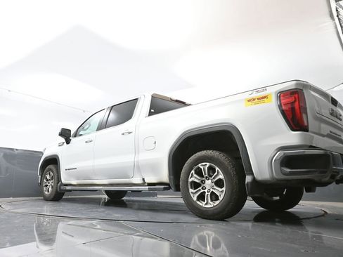 Used 2022 GMC Sierra 1500 SLE image 31