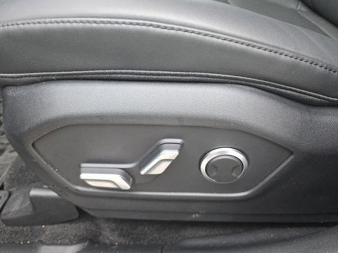 Used 2025 Hyundai Santa Fe XRT image 10