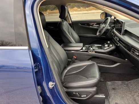 Used 2021 Lincoln Nautilus AWD w/ Equipment Group 101A image 23