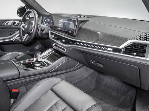 Used 2024 BMW X5 M Competition w/ Executive Package image 27