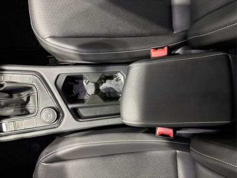 Used 2022 Volkswagen Tiguan SE R-Line image 22