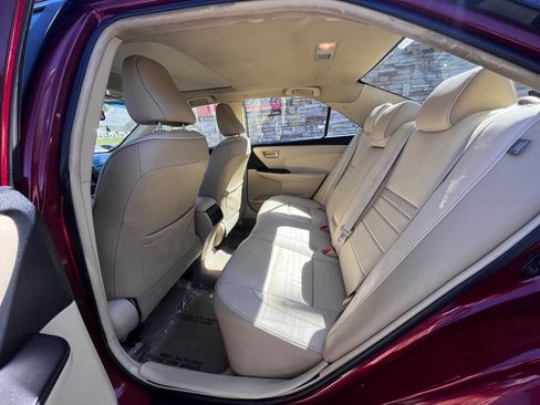 Used 2015 Toyota Camry XLE image 15