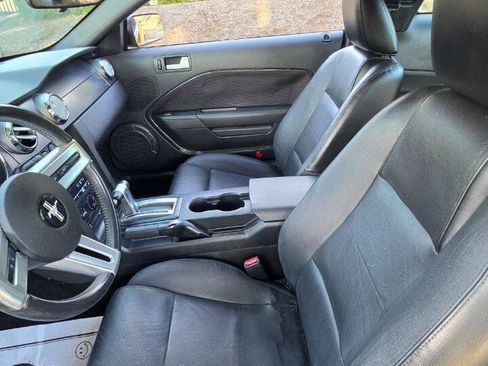Used 2007 Ford Mustang Premium RWD image 11