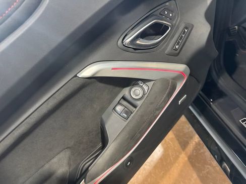 Used 2021 Chevrolet Camaro ZL1 image 13