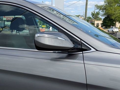 Used 2018 Hyundai Santa Fe Sport w/ 2.4L Value Package 02 FWD image 11