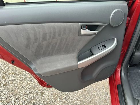 Used 2010 Toyota Prius Three image 7