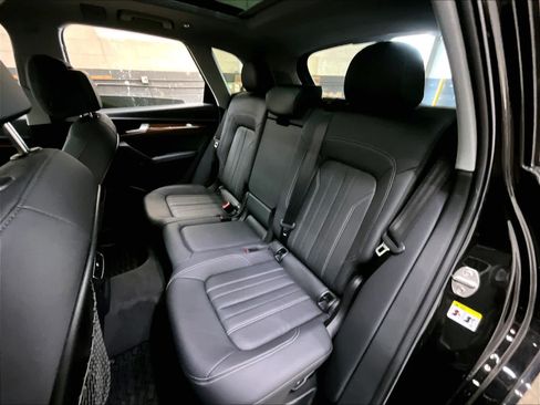 Used 2023 Audi Q5 2.0T Premium Plus AWD/4WD image 28