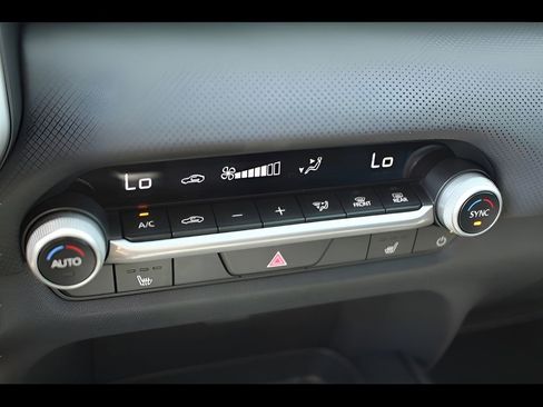 Used 2025 MAZDA CX-50 AWD 2.5 S w/ Preferred Package image 13