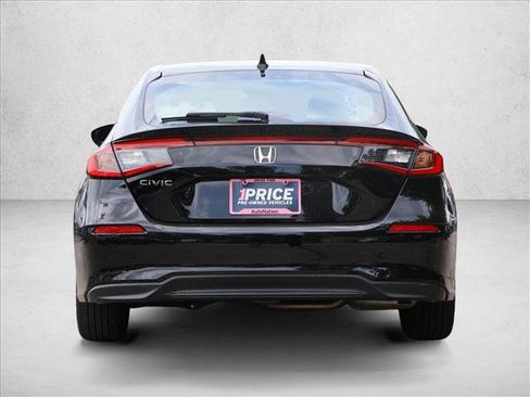 Used 2023 Honda Civic LX image 6