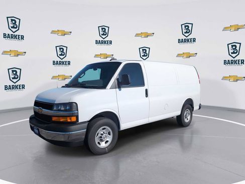 New 2026 Chevrolet Express 2500 w/ Driver Convenience Package RWD image 8