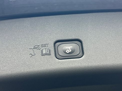 New 2026 Lincoln Nautilus Premier w/ Equipment Group 102A image 11