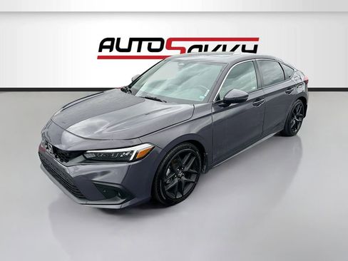 Used 2024 Honda Civic Sport Touring image 3
