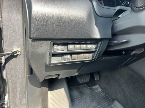 Used 2023 Toyota Tundra SR5 w/ SR5 Convenience Package AWD/4WD image 33