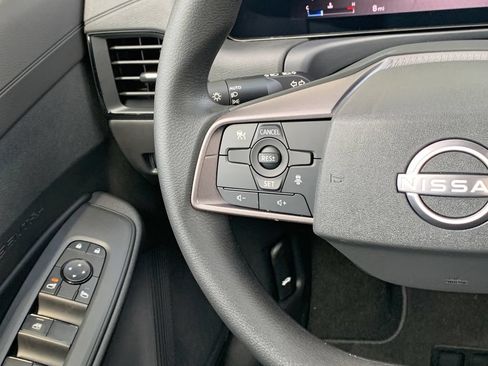 New 2026 Nissan Sentra SV w/ Floor Mat Package FWD image 9