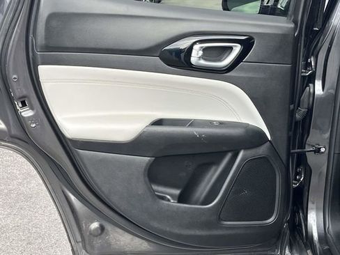 Used 2023 Jeep Compass Limited image 16