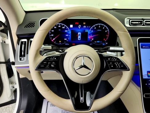 Used 2022 Mercedes-Benz S 580 4MATIC Sedan image 12