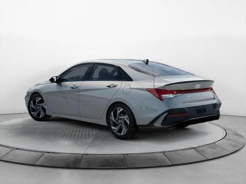 New 2026 Hyundai Elantra SEL Sport Premium image 5