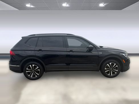 Used 2022 Volkswagen Tiguan S FWD image 8