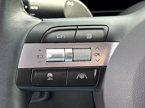 Used 2025 Hyundai Tucson SEL image 16