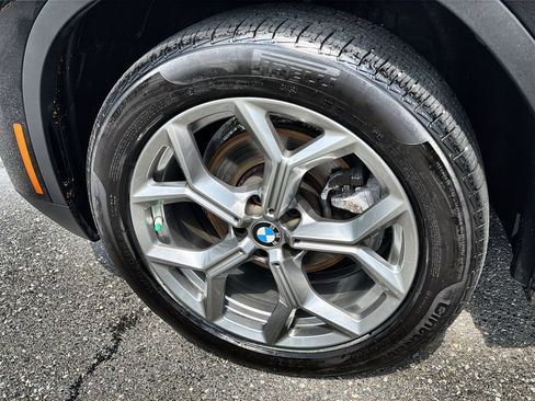 Used 2024 BMW X3 xDrive30i w/ Convenience Package AWD/4WD image 16
